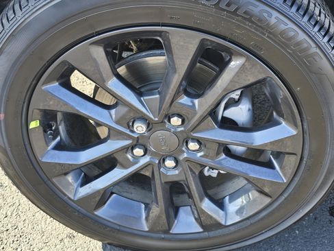 New 2026 Jeep Grand Cherokee Limited Reserve image 8