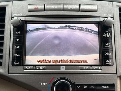 Used 2010 Toyota Venza AWD w/ Comfort Pkg image 32