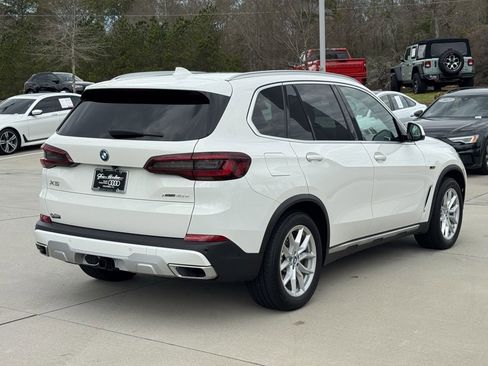 Used 2022 BMW X5 xDrive45e w/ Climate Comfort Package image 14