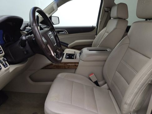 Used 2015 GMC Yukon Denali w/ Touring Package AWD/4WD image 17