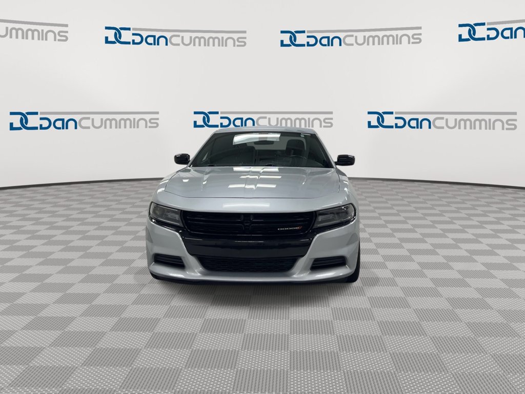 Used 2021 Dodge Charger SXT w/ Blacktop Package RWD image 3