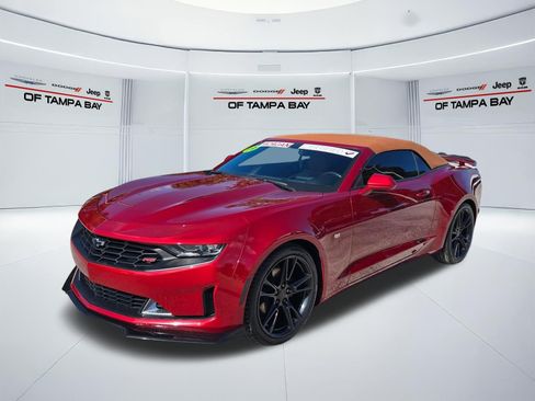 Used 2019 Chevrolet Camaro LT RWD image 2