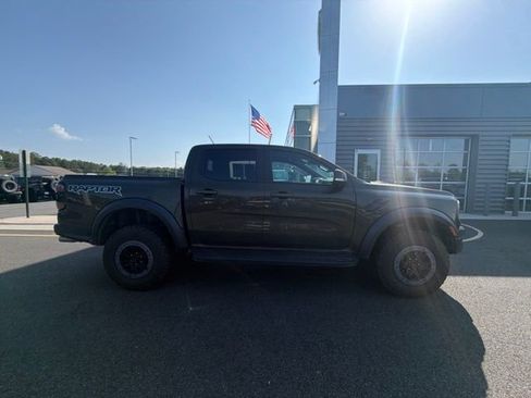 Used 2025 Ford Ranger Raptor AWD/4WD image 3