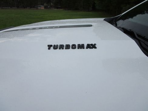 Used 2025 GMC Canyon AT4 w/ Technology Plus Package image 25