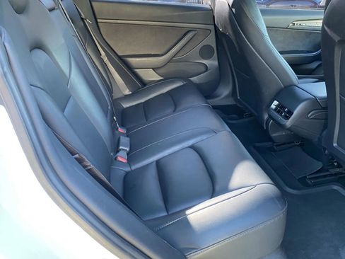Used 2023 Tesla Model 3 Standard Range image 7