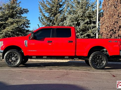 Used 2018 Ford F350 XLT w/ Camper Package image 7