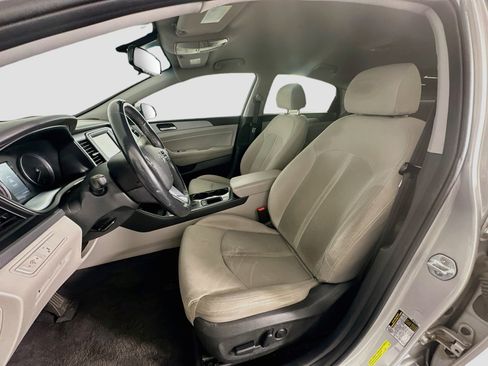 Used 2019 Hyundai Sonata SEL FWD image 13