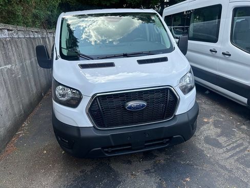 Used 2025 Ford Transit 250 Low Roof w/ Exterior Upgrade Package RWD image 2