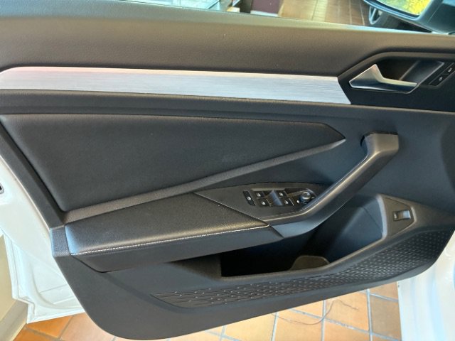 Used 2025 Volkswagen Jetta S FWD image 12