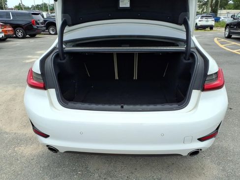 Used 2020 BMW 330i Sedan w/ Convenience Package RWD image 19