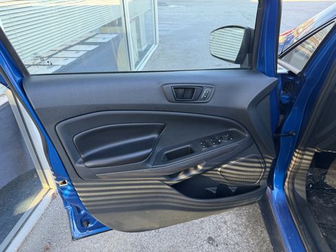 Used 2022 Ford EcoSport SES image 10