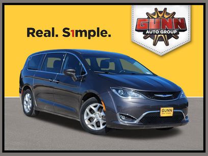 Used 2020 Chrysler Pacifica Touring w/ Tire & Wheel Group