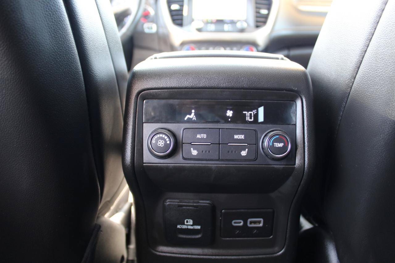 Used 2023 GMC Acadia Denali w/ Denali Ultimate Package AWD/4WD image 22