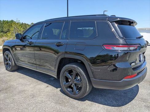 Certified 2025 Jeep Grand Cherokee L Limited w/ Luxury Tech Group II RWD image 21