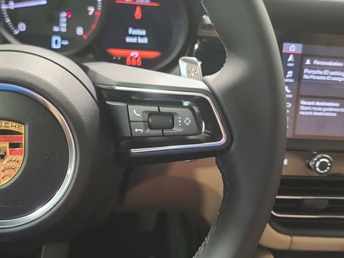 New 2026 Porsche Macan AWD/4WD image 18