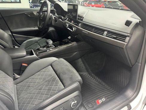 Used 2024 Audi S5 Premium Plus image 16