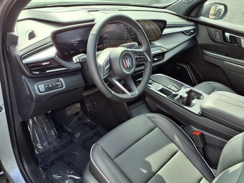 Used 2026 Buick Enclave Preferred FWD image 4