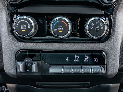 Used 2025 RAM 1500 Classic Warlock AWD/4WD image 29