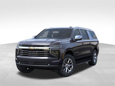 New 2026 Chevrolet Suburban Premier image 6