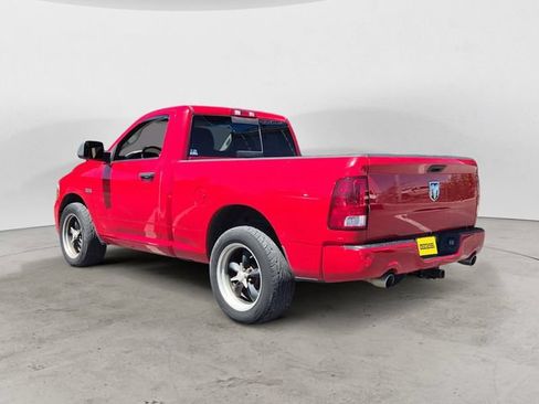Used 2012 RAM 1500 Express RWD image 3