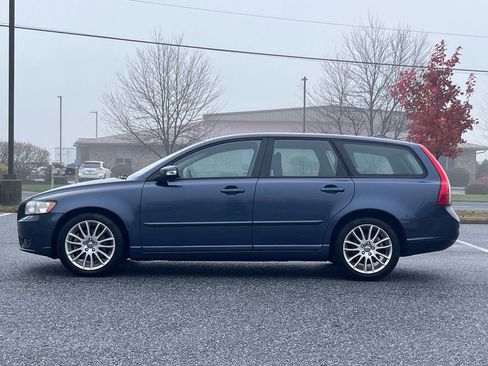 Used 2010 Volvo V50 2.4i image 5