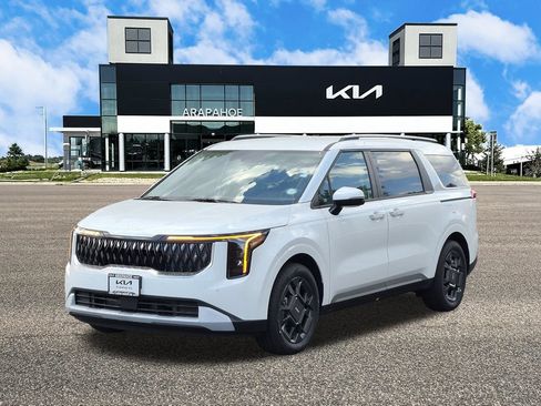 New 2026 Kia Carnival EX FWD image 4