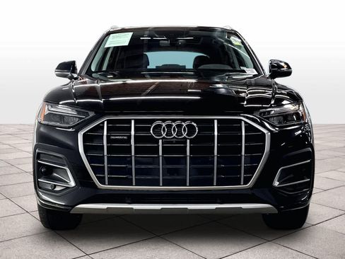 Used 2022 Audi Q5 2.0T Premium Plus w/ Premium Plus Package AWD/4WD image 3