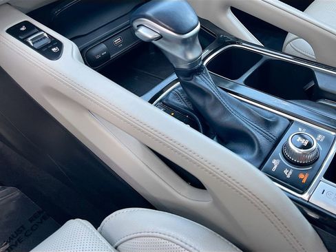 Used 2023 Kia Telluride SX image 17