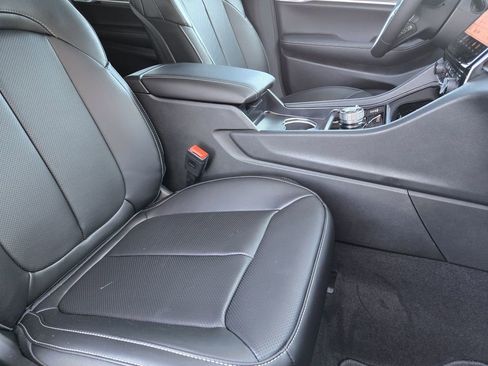 New 2025 Jeep Grand Cherokee L Limited image 7