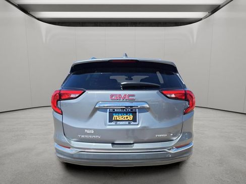 Used 2020 GMC Terrain SLT w/ Preferred Package image 3