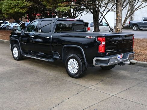 Used 2022 Chevrolet Silverado 2500 LTZ w/ Snow Plow Prep/Camper Package image 24