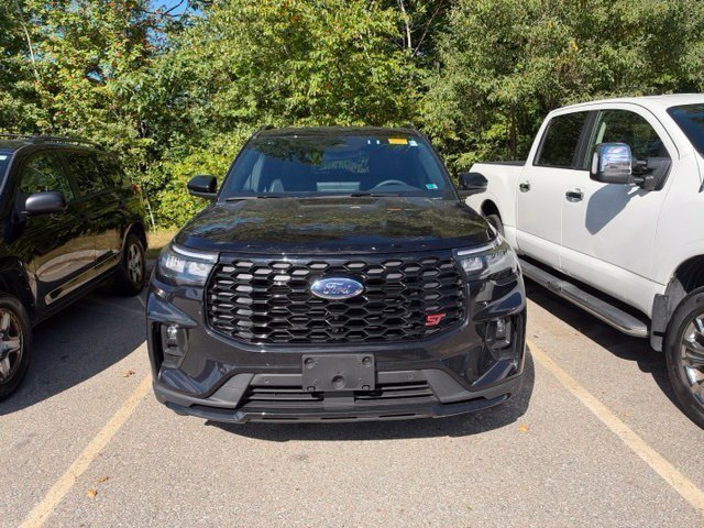 Used 2026 Ford Explorer ST AWD/4WD image 2
