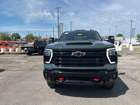 New 2026 Chevrolet Silverado 2500 LT w/ Trail Boss Package AWD/4WD image 8