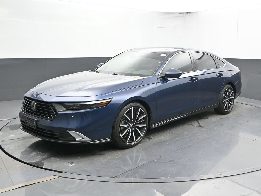 Used 2025 Honda Accord Touring image 7