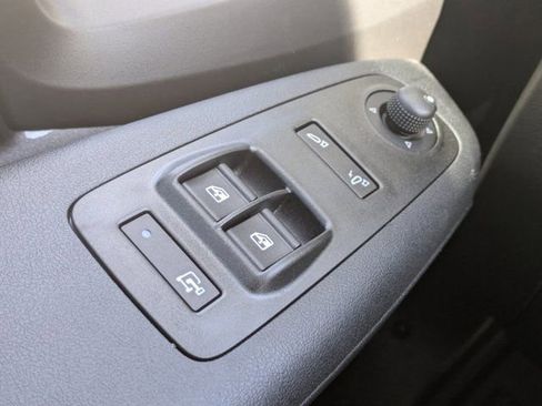 New 2026 RAM ProMaster 2500 w/ Quick Order Package 22G SLT image 20