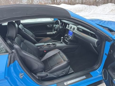 Used 2023 Ford Mustang Premium image 15