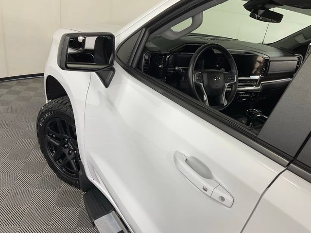 Used 2025 Chevrolet Silverado 1500 RST w/ LPO, Dark Essentials Package AWD/4WD image 42
