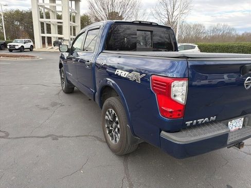 Used 2019 Nissan Titan PRO-4X image 6