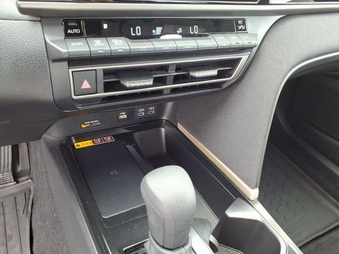 Certified 2025 Toyota Camry LE w/ Convenience Package FWD image 34