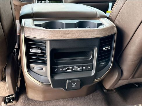 New 2025 RAM 1500 Limited image 34