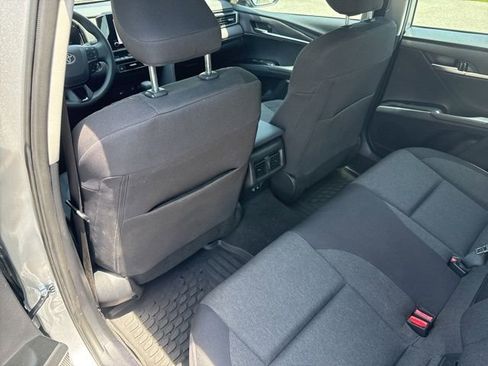 Used 2025 Toyota Camry LE w/ Convenience Package FWD image 20