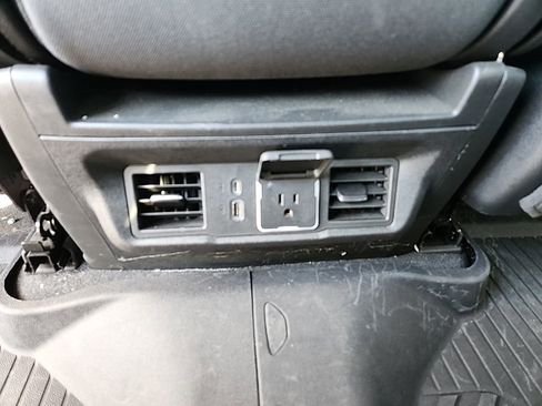 Certified 2023 Chevrolet Silverado 1500 LT AWD/4WD image 39