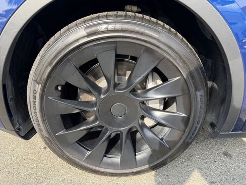 Used 2023 Tesla Model Y Long Range image 55