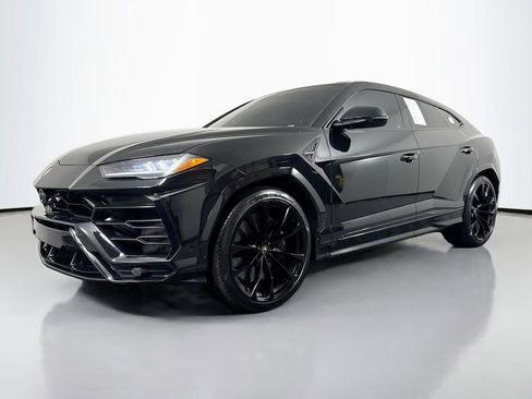Used 2020 Lamborghini Urus image 45