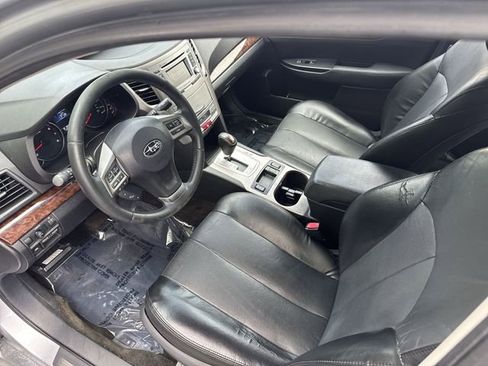 Used 2013 Subaru Legacy 2.5i Limited AWD/4WD image 15