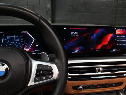 Used 2024 BMW M440i Convertible w/ Premium Package RWD image 76