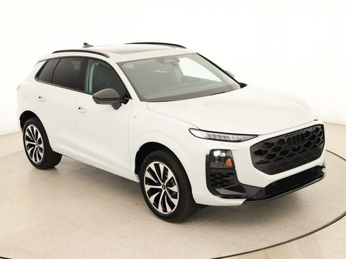 New 2026 Audi Q3 quattro 2.0T AWD/4WD image 37