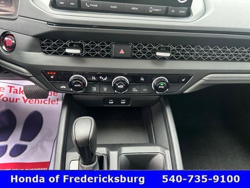 Certified 2025 Honda Accord SE image 37