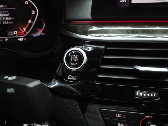 Used 2020 BMW M550i xDrive AWD/4WD image 26