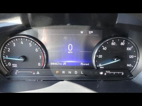 Used 2021 Ford Explorer XLT w/ Equipment Group 202A image 13